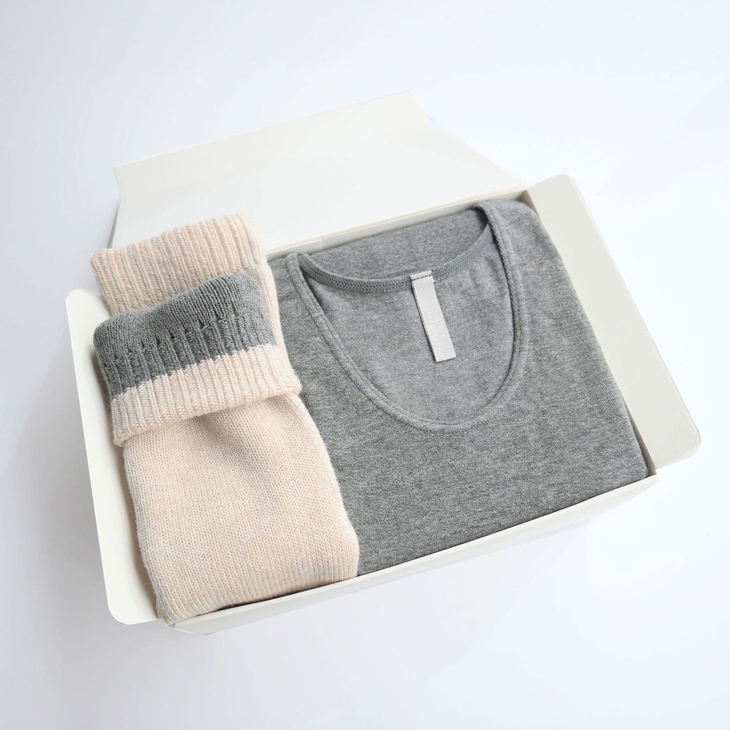 チャコールインナー/ノースリーブ ＆ニットルームソックス