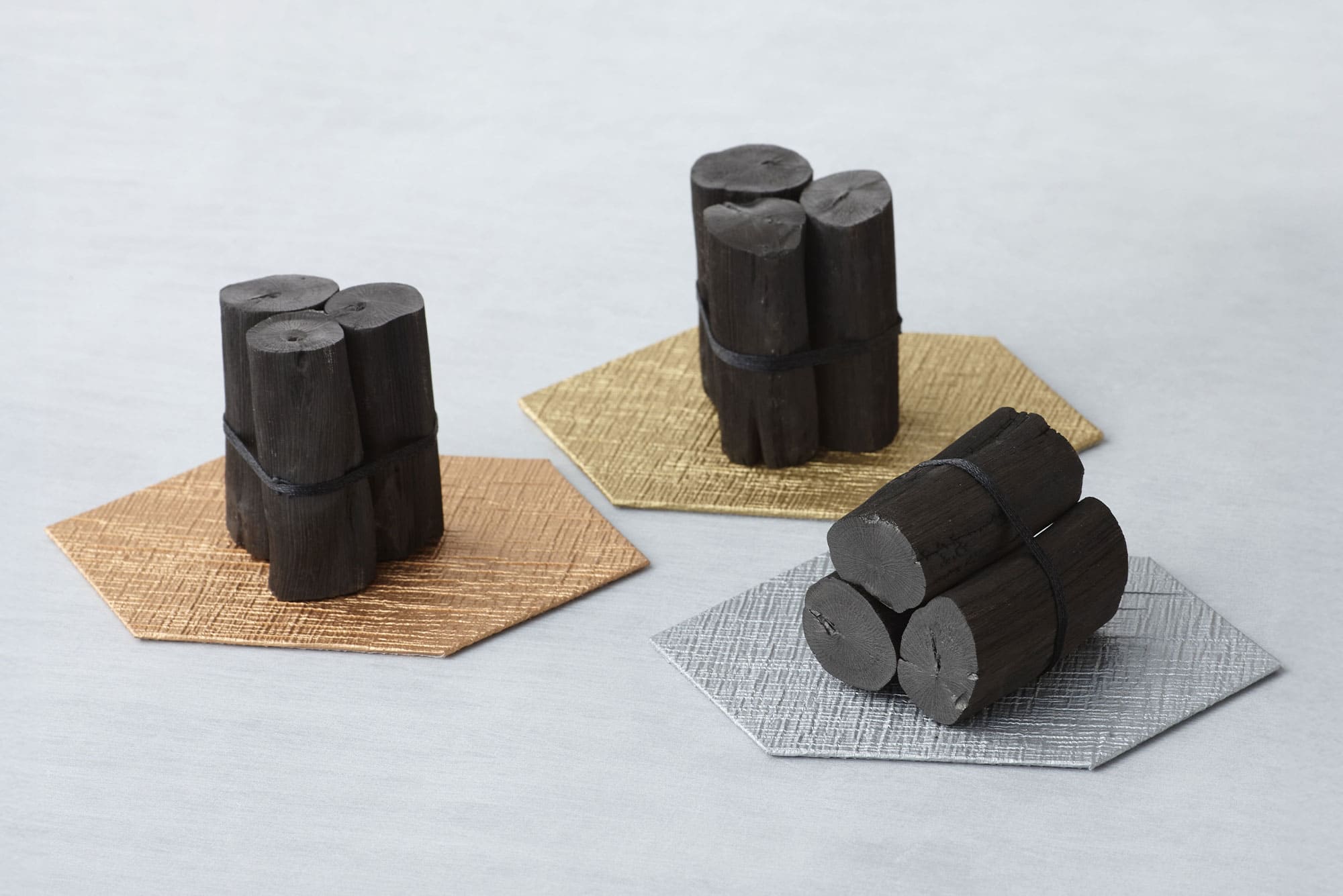 炭飾り/ 亀甲[備長炭オブジェ] /銀座紀州備長炭ショップ 掌 オンライン